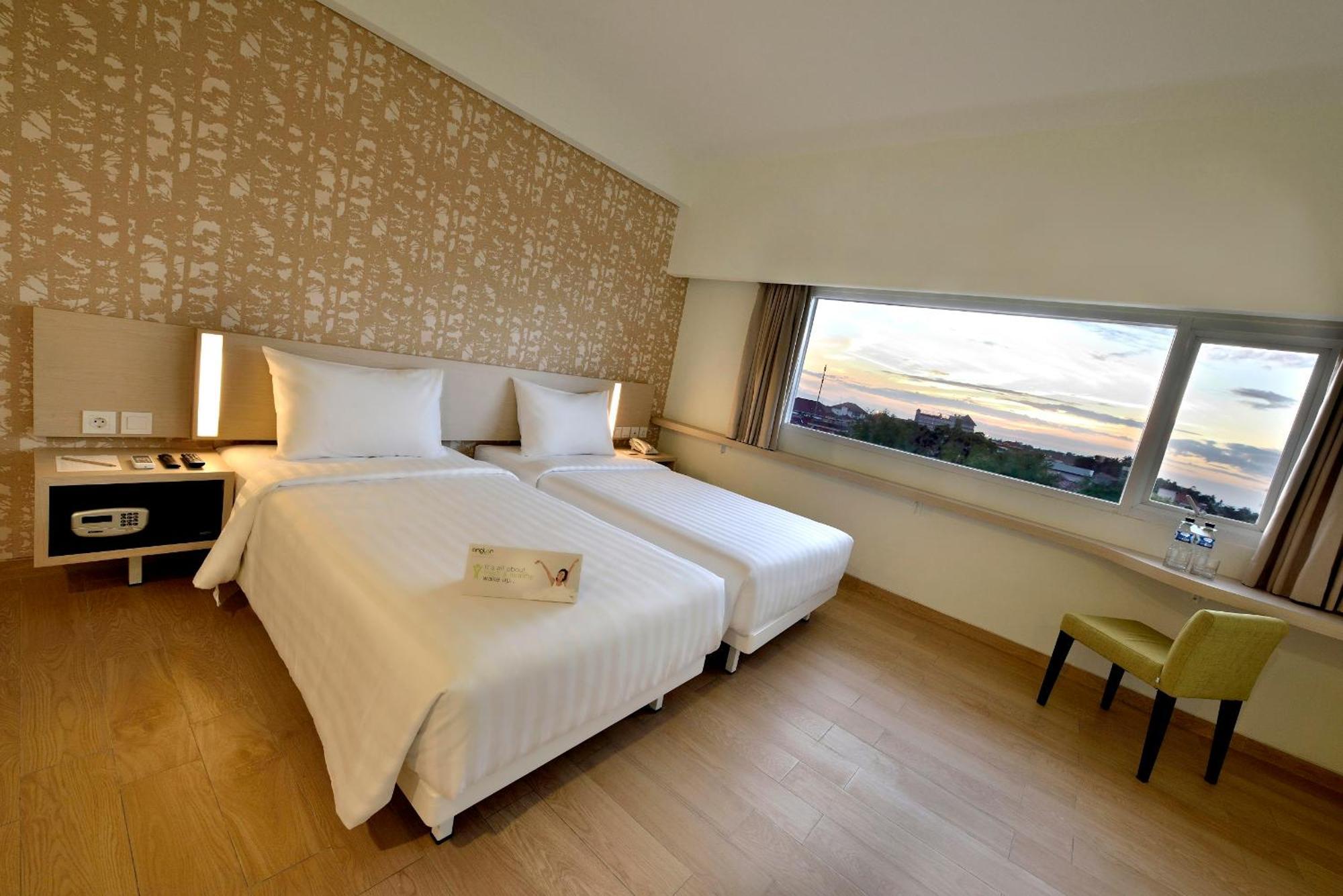 Whiz Prime Hotel Sudirman Cilacap Zewnętrze zdjęcie